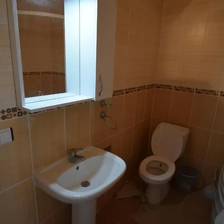 A & J 3 Beds Duplex Apartment